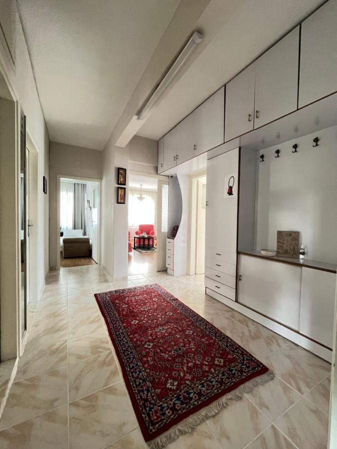 Daire Large And Cosy Family House In Center