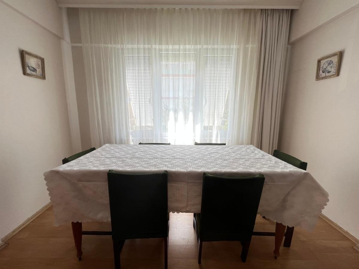 Large And Cosy Family House In Center Daire Antalya